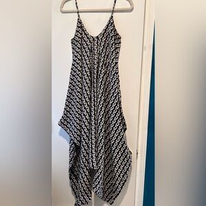 Elegant Black and White Women's Jumpsuit